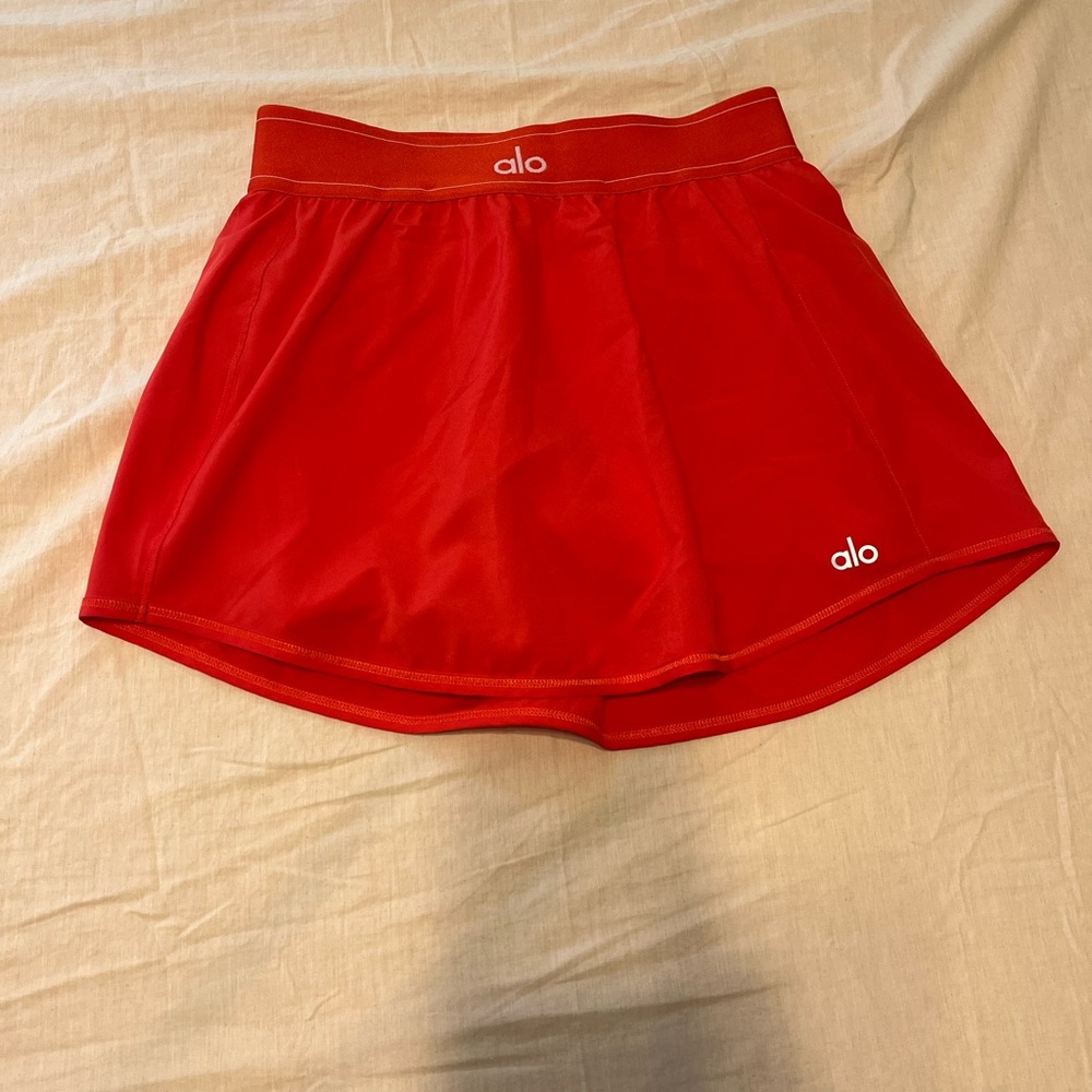 Alo red skirt. Gently worn.XXS.